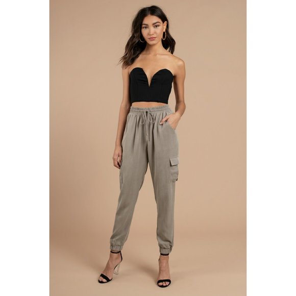 Dynamite Tops - DYNAMITE Plunge Neck Cropped Top